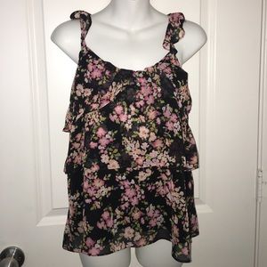 Size XS Lauren Conrad floral top